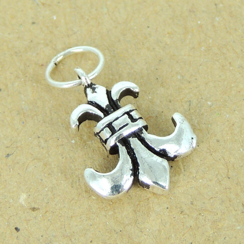 925 Sterling Silver Fleur de Lis Pendant Vintage Celtic WSP425 Wholesale: See Discount Coupons in Item Details