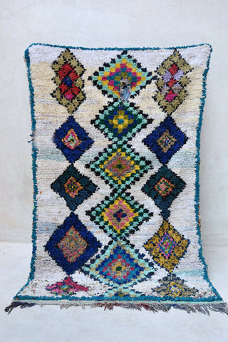 BOUCHEROUITE. Vintage Moroccan Rug. Wool Boucherouite Carpet. Modern Design.