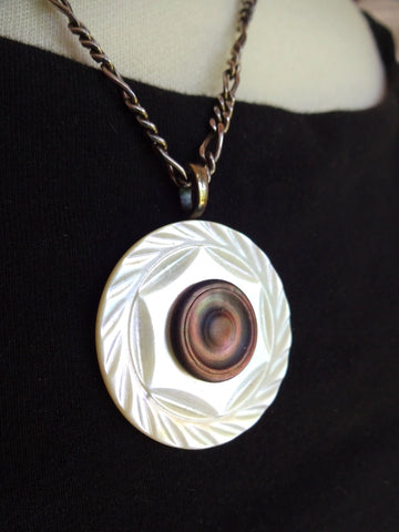 Vintage Button Pendant Necklace, Carved White MOP Button, Art Deco Pendant, Mother of Pearl Button, Sterling Silver Figaro Chain, MPN142