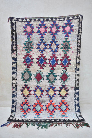 BOUCHEROUITE. Vintage Moroccan Rug. Wool Boucherouite Carpet. Modern Design.