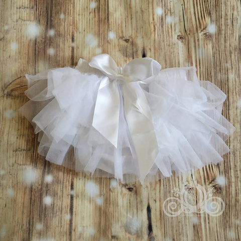 White Tutu Bloomer Girl Birthday Outfit Baby Shower Gift First Birthday Tutu Outfit Cake Smash Outfit Girl 1st Birthday Skirt