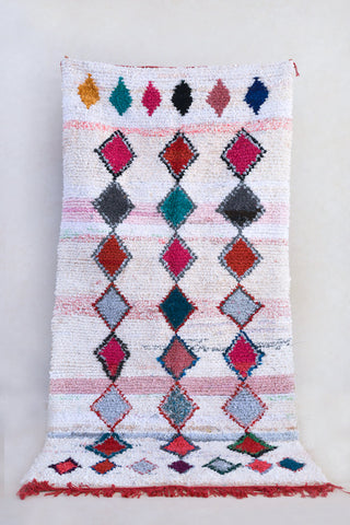 BOUCHEROUITE. 7'10"x3'11"Vintage Moroccan Rug. Wool Boucherouite Carpet. Modern Design.