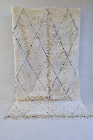 Beni ourain 11'6"x6'2" Vintage Moroccan Rug. Wool Beni MGUILD Carpet. Modern Design.