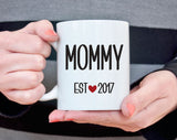 Mom and Dad mugs, New Parents Gift, Coffee Mug For Mom, Dad Mug, Baby Reveal Idea, Pregnancy Photo Prop, New Mom Mug, Coffee Mug Set