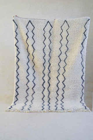 BENI OURAIN. Vintage Moroccan Rug. Wool Beni Ourain Carpet. Modern Design.