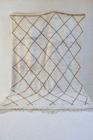 BENI OURAIN. Vintage Moroccan Rug. Wool Beni Ourain Carpet. Modern Design.