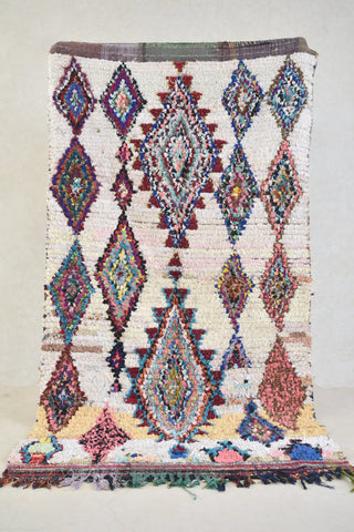 BOUCHEROUITE. Vintage Moroccan Rug. Wool Boucherouite Carpet. Modern Design.