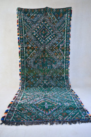 BENI MGUILD. 14'2"x5'8" Vintage Moroccan Rug. Wool Beni MGUILD Carpet. Modern Design.