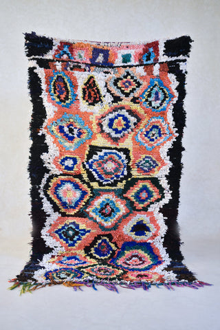 BOUCHEROUITE. Vintage Moroccan Rug. Wool Boucherouite Carpet. Modern Design.