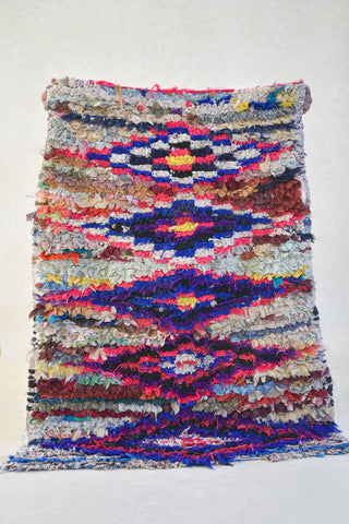 BOUCHEROUITE. Vintage Moroccan Rug. Wool Boucherouite Carpet. Modern Design.