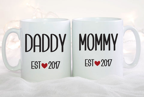 Mom and Dad mugs, New Parents Gift, Coffee Mug For Mom, Dad Mug, Baby Reveal Idea, Pregnancy Photo Prop, New Mom Mug, Coffee Mug Set