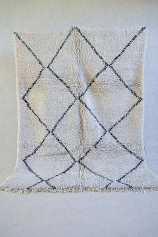 BENI OURAIN Vintage Moroccan Rug. Wool Beni Ourain Carpet. Modern Design.