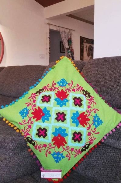 Suzani pillow cover, Boho couch cushion, boho accent pillow, Boho bed pillow, Gypsy pillow, Bohemian patio, patio decor, xmas gift for her