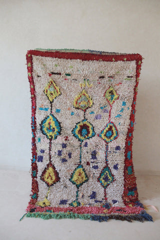 BOUCHEROUITE. Vintage Moroccan Rug. Wool Boucherouite Carpet. Modern Design.
