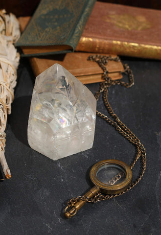 Clear Quartz Crystal Point || Grade A Crystal Point || Clear Crystal Generator || Crystal Grid || Altar Stone || Reiki || Standing Crystal