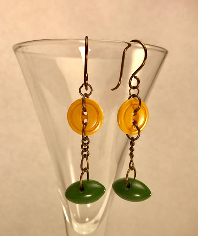 Vintage Bakelite Button Earrings, Gold & Green Catalin Buttons, Antique Brass Ear Wires, Drop Earrings, Button Jewelry, BBE347