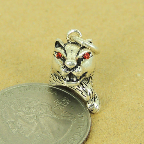 1 PCS 925 Sterling Silver Jungle Cat with Garnet Eyes Pendant DIY Jewelry Making WSP546 Wholesale: See Discount Coupons in Item Details