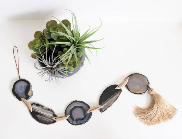 Gray Agate Tassel Garland