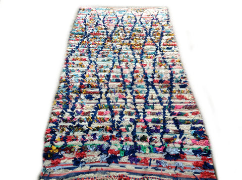 BOUCHEROUITE. Vintage Moroccan Rug. Wool Boucherouite Carpet. Modern Design.