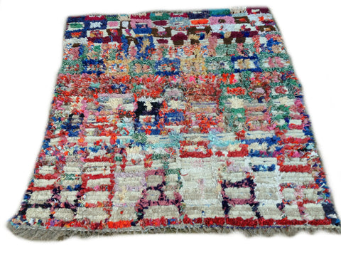 BOUCHEROUITE. Vintage Moroccan Rug. Wool Boucherouite Carpet. Modern Design.