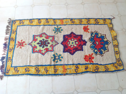 BOUCHEROUITE. Vintage Moroccan Rug. Wool Boucherouite Carpet. Modern Design.