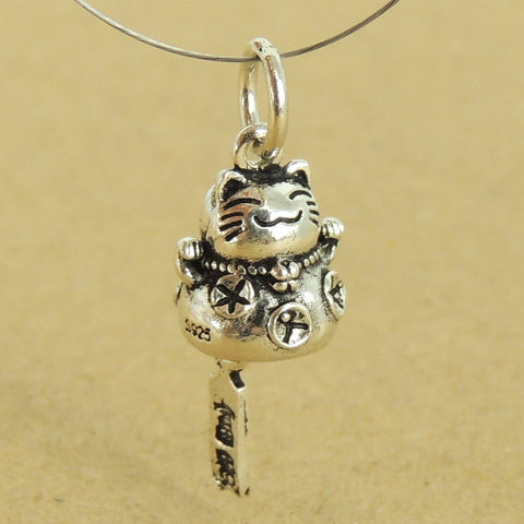 Sterling Silver 925 Stamped Vintage Protection Wealth Lucky Cat Maneki Neko Pendant  WSP375 Wholesale: See Discount Coupons in Item Details