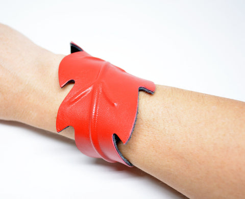 Women Leather Cuff Adjustable Leather Cuff Red Leather Bracelet Leaf Jewelry Leather Accessories Gift for Her Easter Gift Bracciale Pelle
