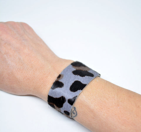 Colt Leather Cuff Bracelet Leopard Leather Bracelet Adjustable Leather Bracelet Grey Animalier Boho Bracciale Gift for Her Easter Gift